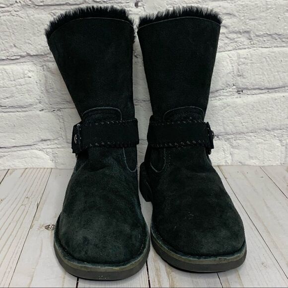 Ugg Cedric Black fur lined leather boots - Picture 4 of 16